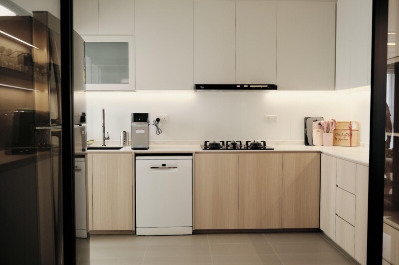 Senja 4rm BTO Kitchen